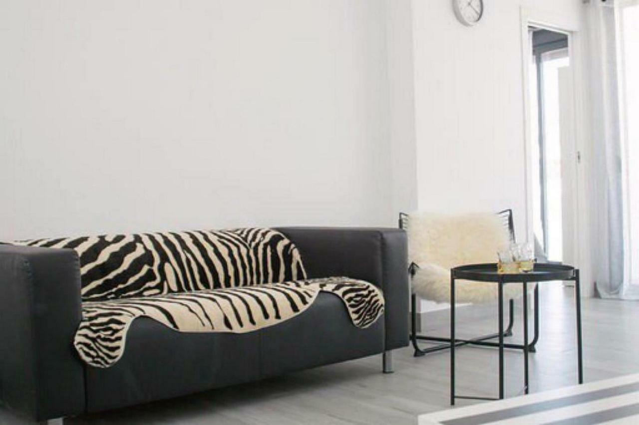 Apartamento 2 Gran8Нерха Екстер'єр фото